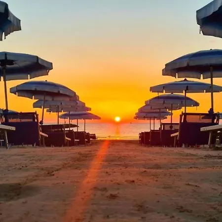 Il Timone 4* Porto San Giorgio