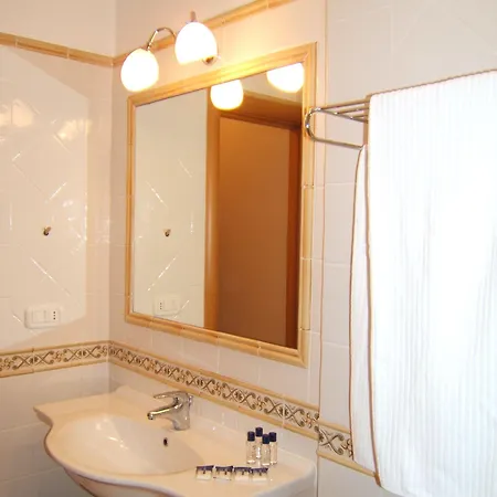 Il Timone Hotel Porto San Giorgio