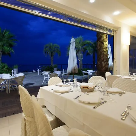 Hotel Il Timone Porto San Giorgio