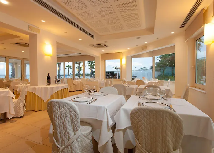 Il Timone Hotel Porto San Giorgio